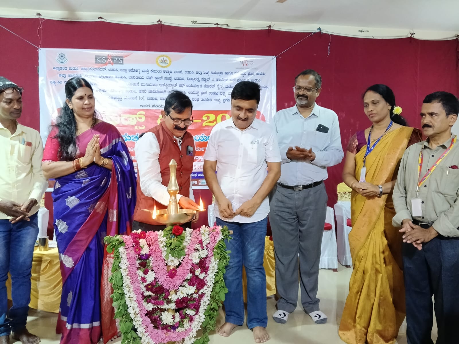 ವಿಶ್ವ ಏಡ್ಸ್ ದಿನಾಚರಣೆ ಕಾರ್ಯಕ್ರಮ ವಿಶ್ವ ಏಡ್ಸ್ ದಿನಾಚರಣೆ ಕಾರ್ಯಕ್ರಮ